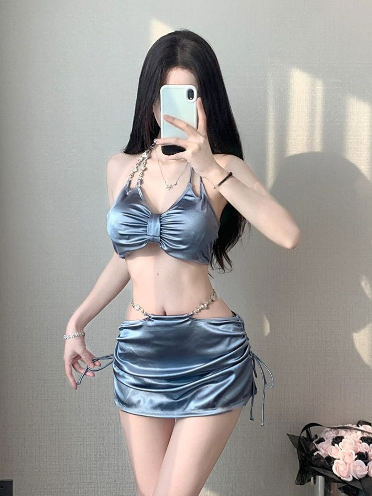 Elegancki damski zestaw bikini – Suits recenzja i cena